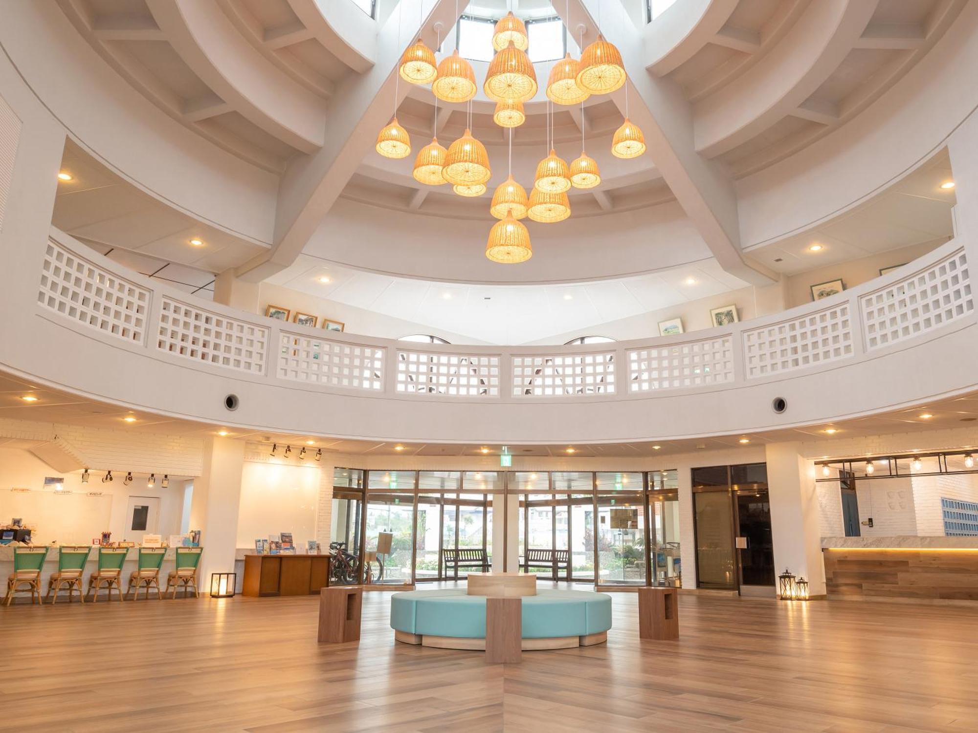 Watermark Hotel Okinawa Kume Island Kumejima Exterior foto