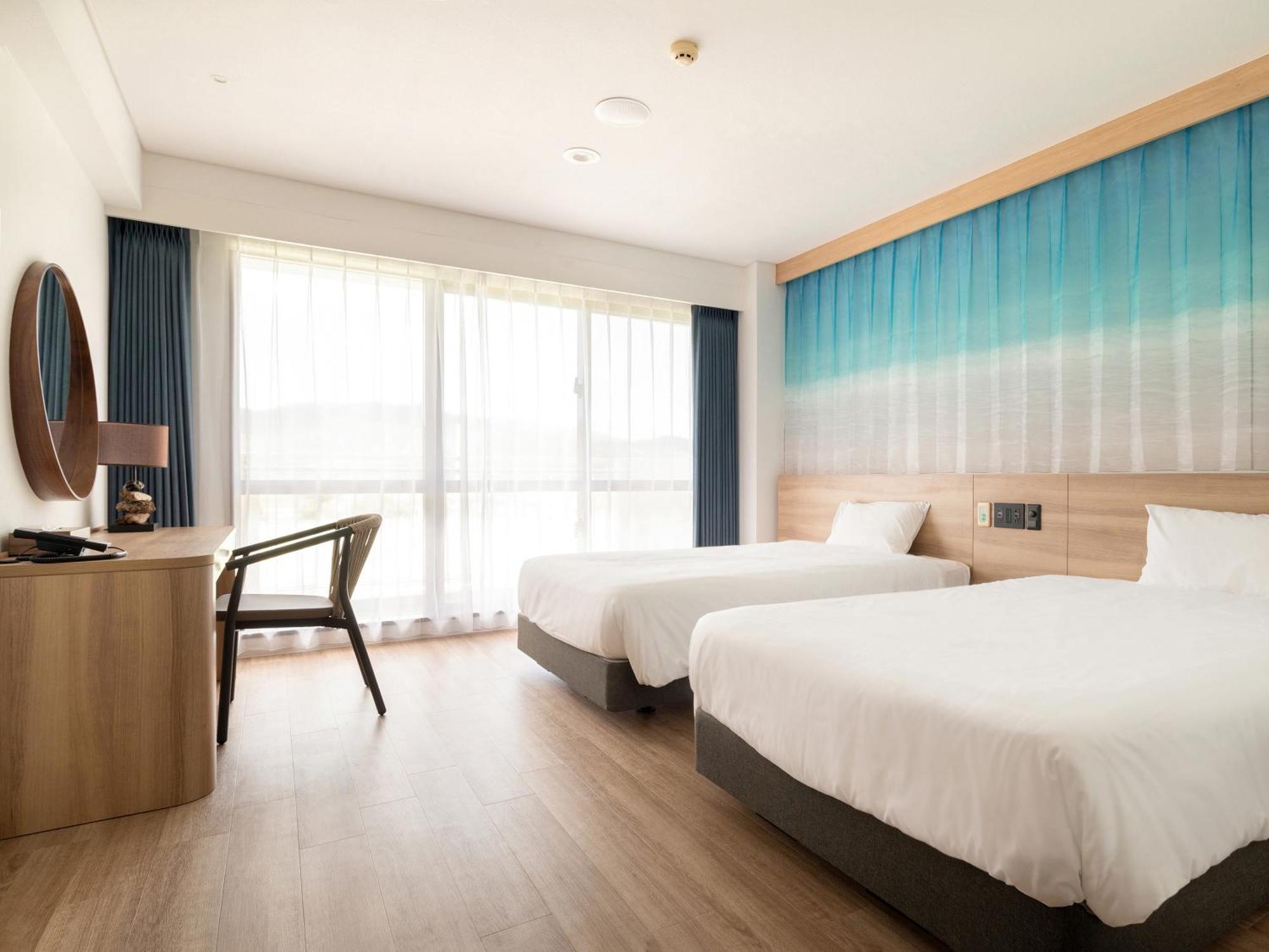Watermark Hotel Okinawa Kume Island Kumejima Exterior foto